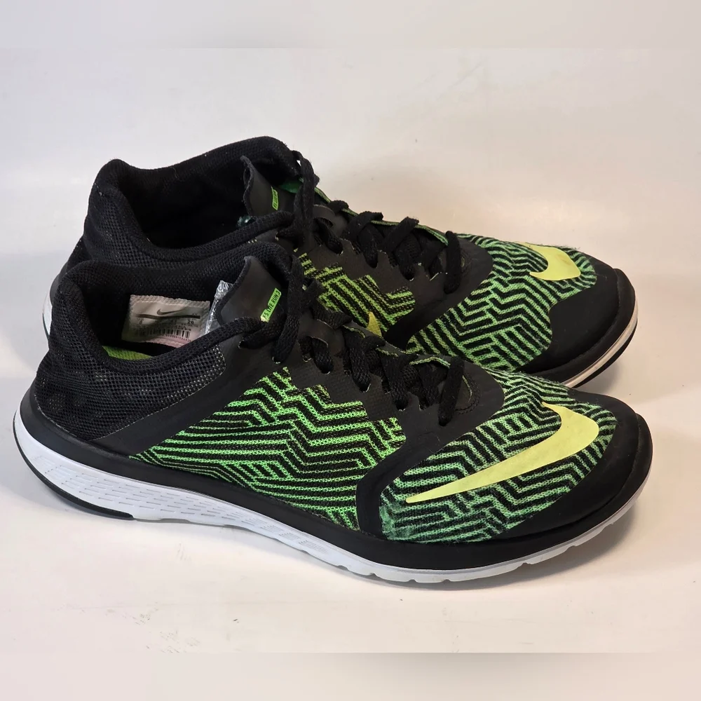 Nike Shoes Men Size 8 Green Black FS Lite Run 3 Training Running 844449-003
